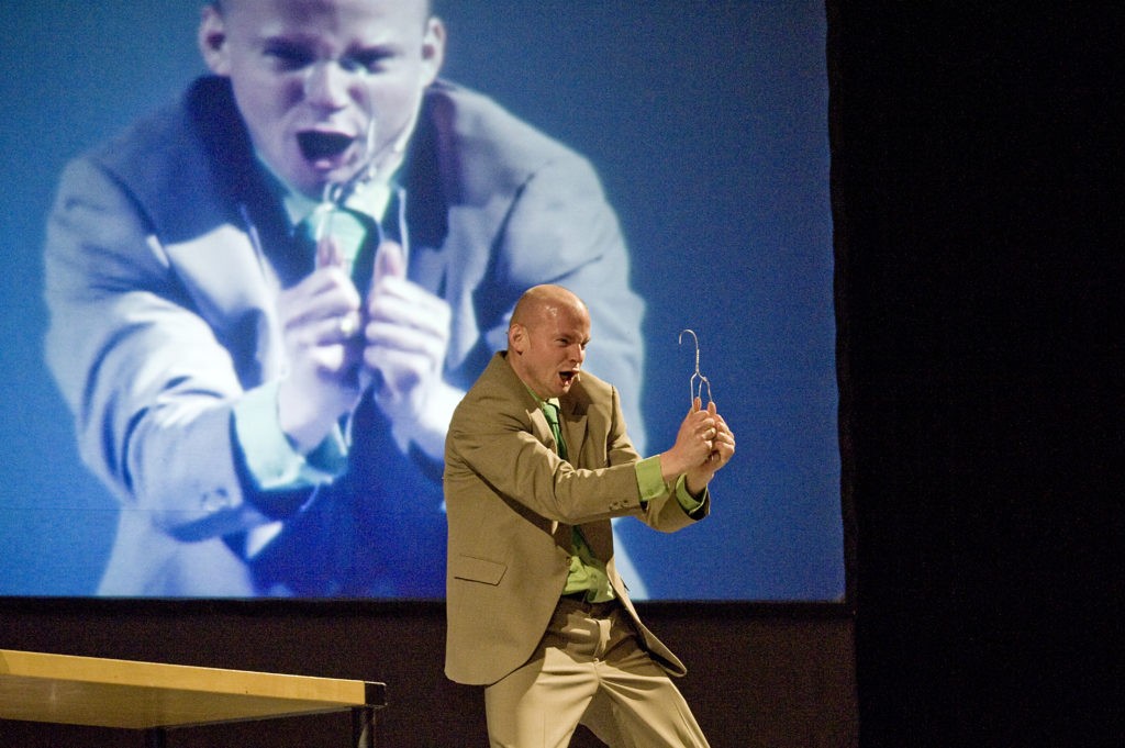 Comedy-Rede, Wirtschafts-Kabarett und lustige Unterhaltung für Ihren Business Event. Serviceexperte und Business-Kabarettist Armin Nagel motiviert mit seinem lustigen Vortrag zum Thema Service.